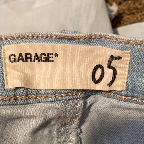 Garage- high rise ripped skinny’s - Picture 3 of 3
